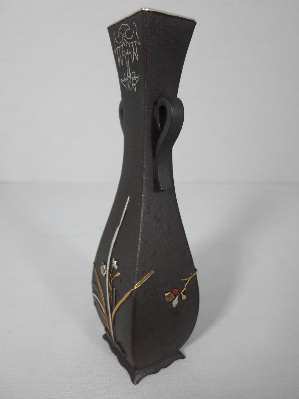 UNUSUAL JAPANESE MIXED METAL ONLAID IRON VASE  View IV