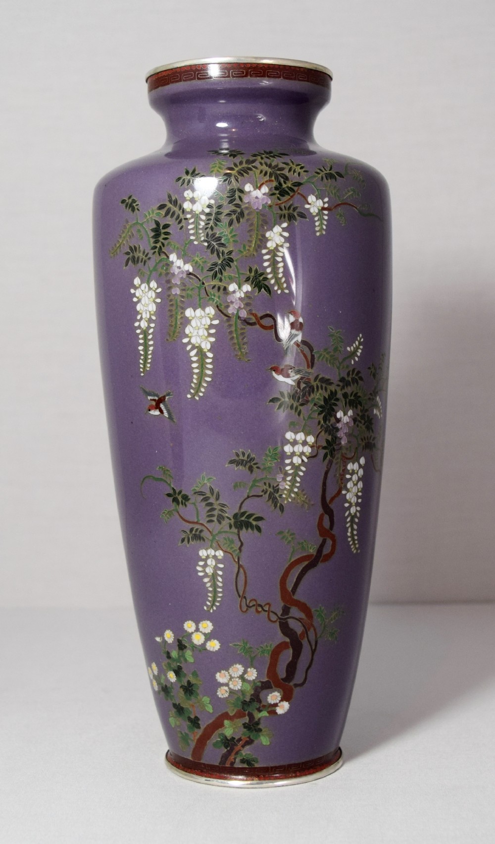 LOVELY QUALITY PAIR OF JAPANESE CLOISONNE VASES MEIJI View II