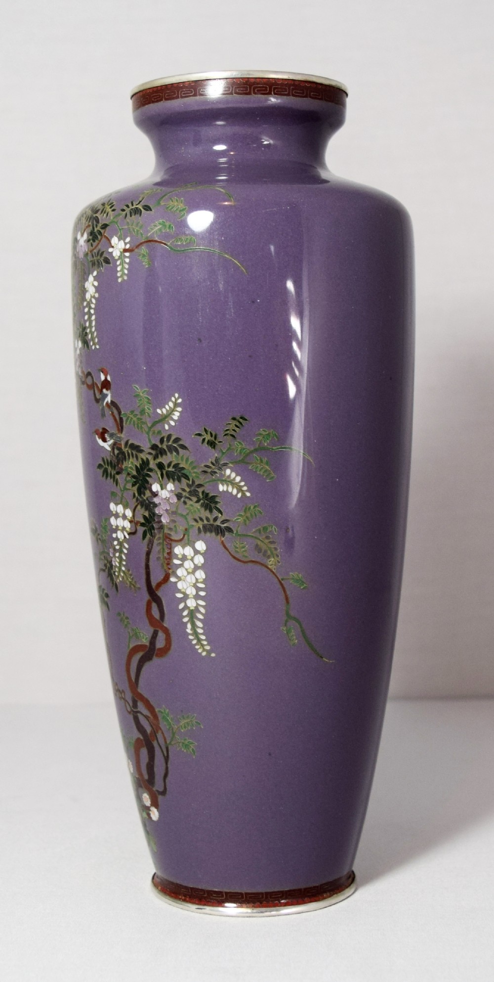 LOVELY QUALITY PAIR OF JAPANESE CLOISONNE VASES MEIJI View III