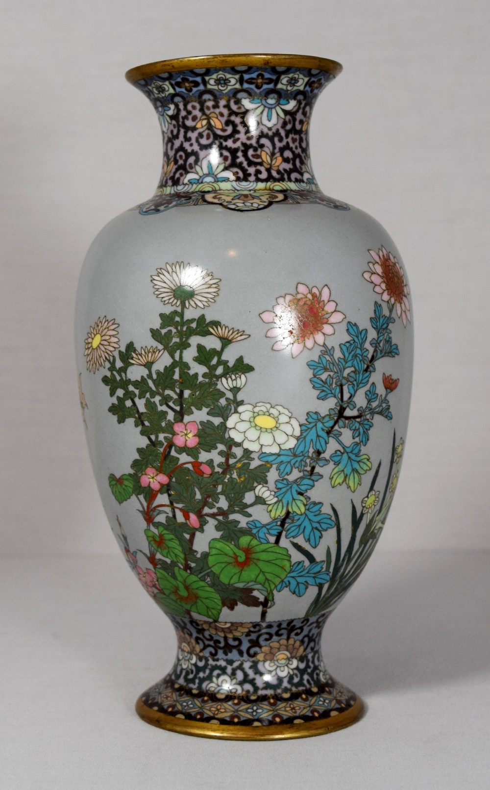 DECORATIVE PAIR OF JAPANESE CLOISONNE MEIJI PERIOD VASES View IV