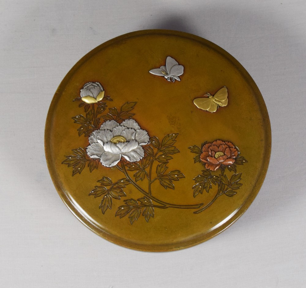 JAPANESE BRONZE MIXED METAL KOGO-TRINKET BOX View II