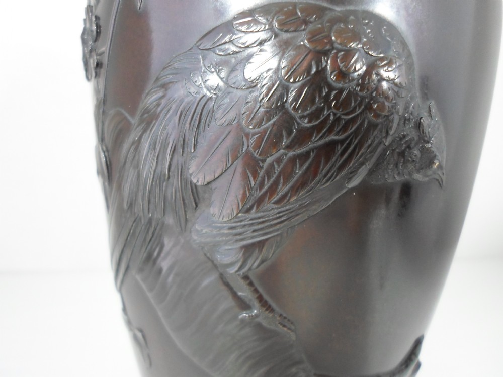 SUPERB HIGH QUALITY TOKYO SCHOOL JAPANESE BRONZE VASES View V