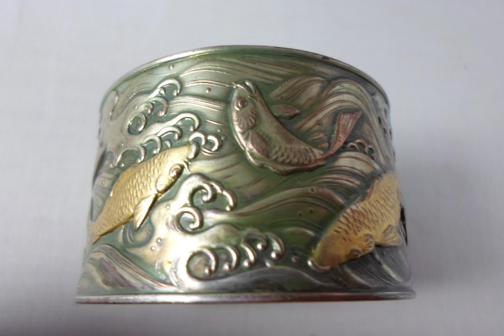 SET OF SIX JAPANESE MIXED METAL NAPKIN RINGS IN TOMOBAKO View VIII