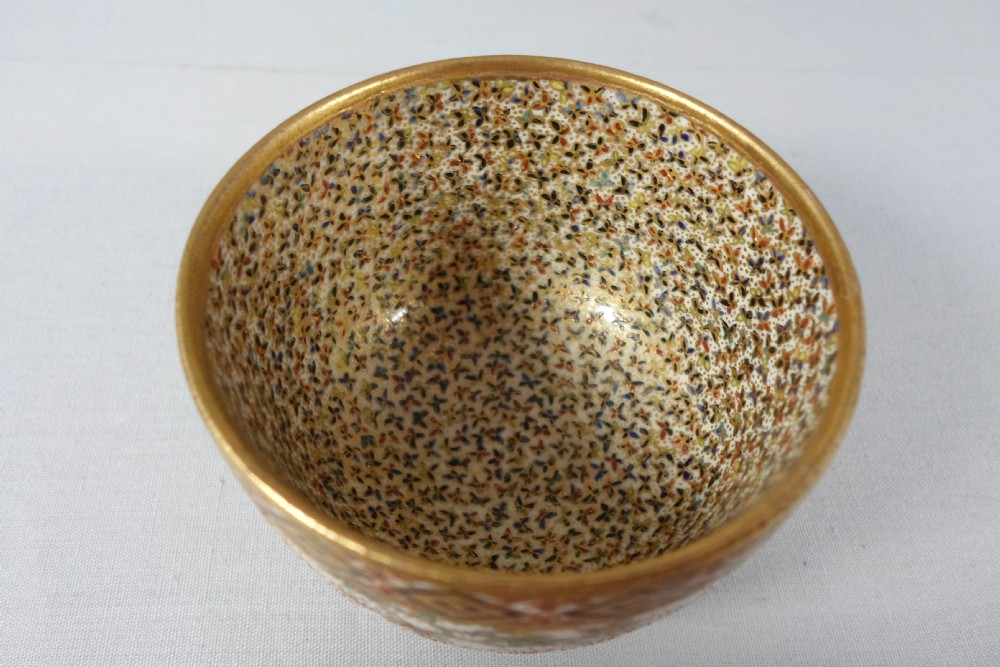 small japanese satsuma thousand butterfly bowl taizan - CATEGORY: ANTIQUE CERAMICS - DATED 1890