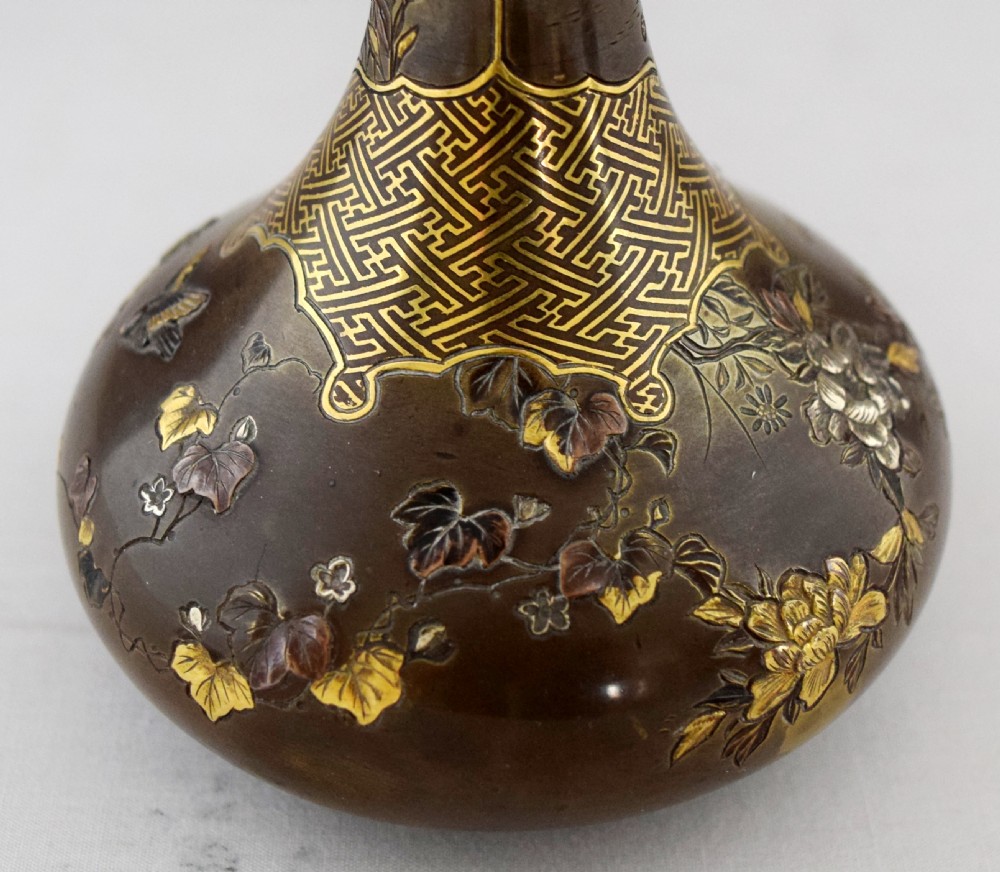 GOOD QUALITY PAIR OF JAPANESE MIXED METAL DAMASCENED VASES View VI