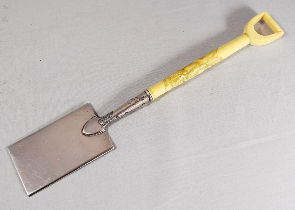 UNUSUAL JAPANESE SILVER AND IVORY PRESENTATION SPADE View II
