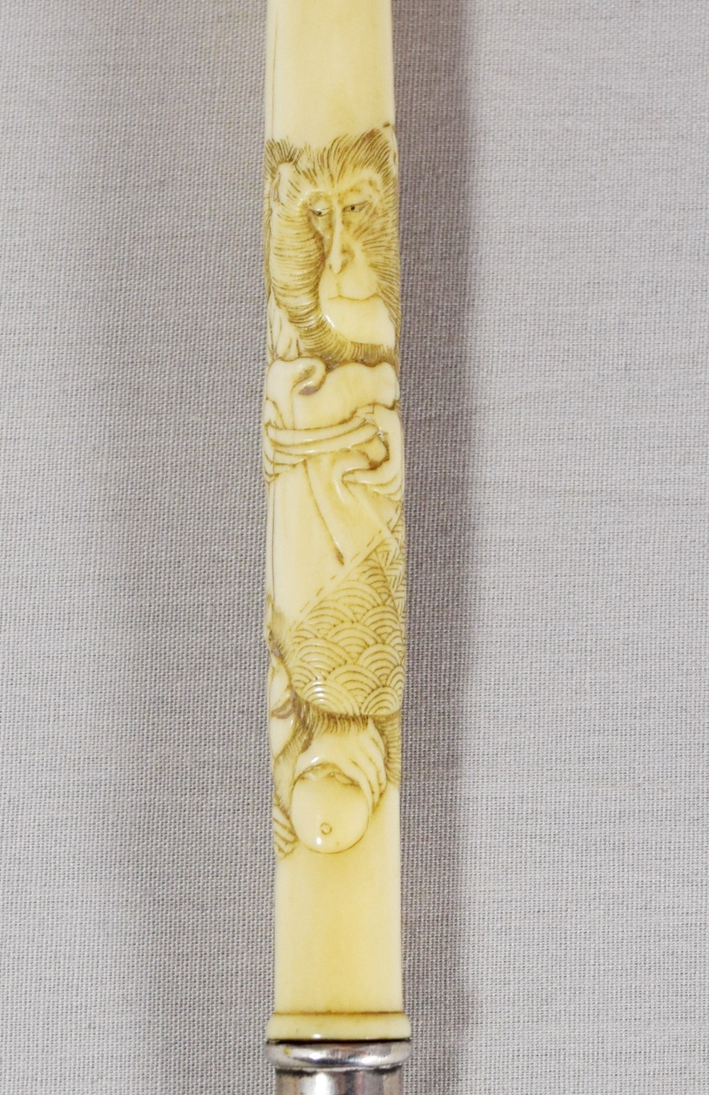 UNUSUAL JAPANESE SILVER AND IVORY PRESENTATION SPADE View V