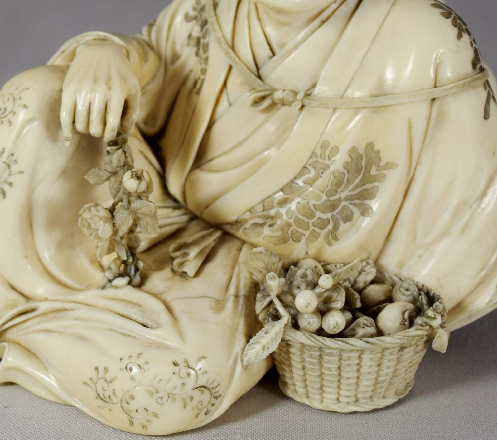 A FINELY DRAWN JAPANESE IVORY OKIMONO SIGNED MUNETOSHI View IX