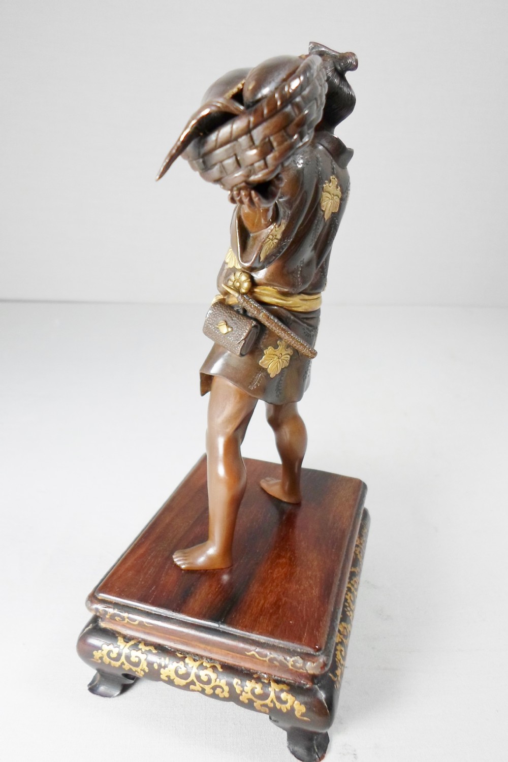 A GOOD JAPANESE MIYAO EISUKE PARCEL GILT BRONZE OKIMONO View VI