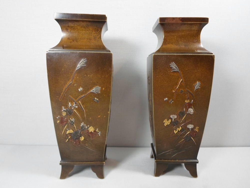 UNUSUAL PAIR OF JAPANESE MIXED METAL VASES BY NOGAWA View III