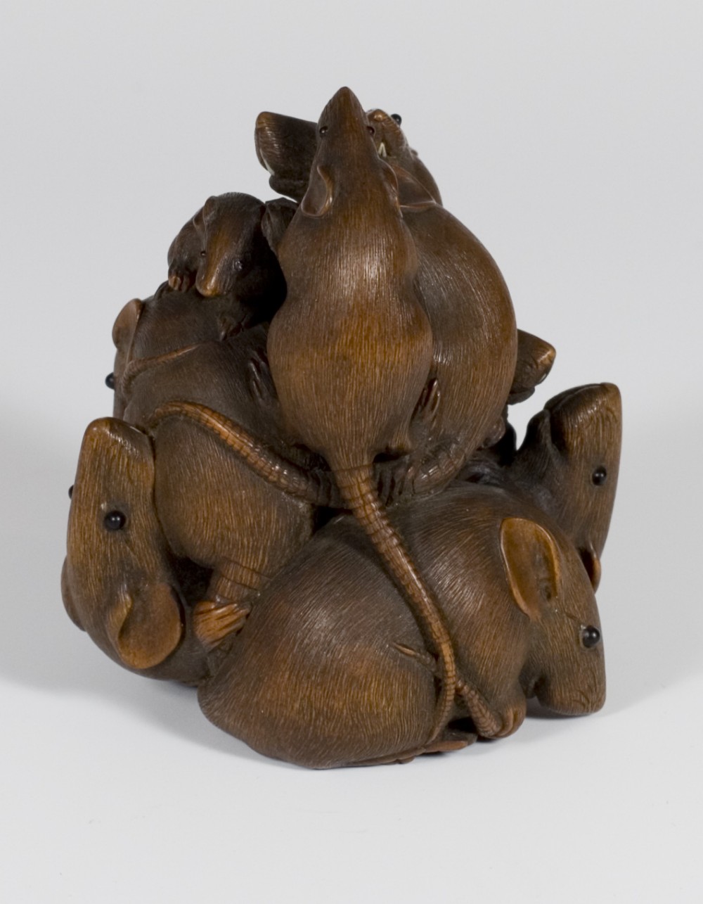 EXCEPTIONAL JAPANESE WOODEN RAT OKIMONO BY KEIMIN View IV
