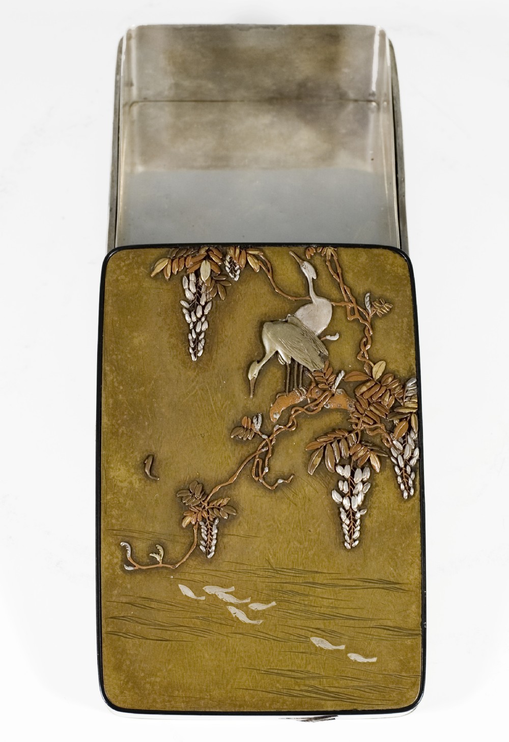 A FINE JAPANESE ONLAID BRONZE & MIXED METAL BOX BY MIYABE ATSUYOSHI View VIII