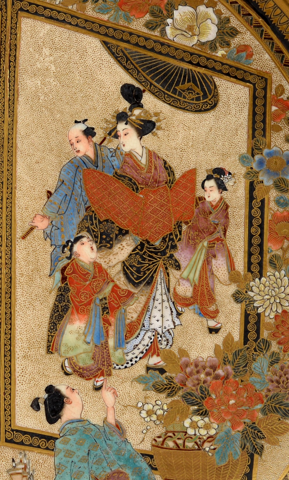HUMEROUS JAPANESE SATSUMA PLATE SIGNED BY KIZAN View IV