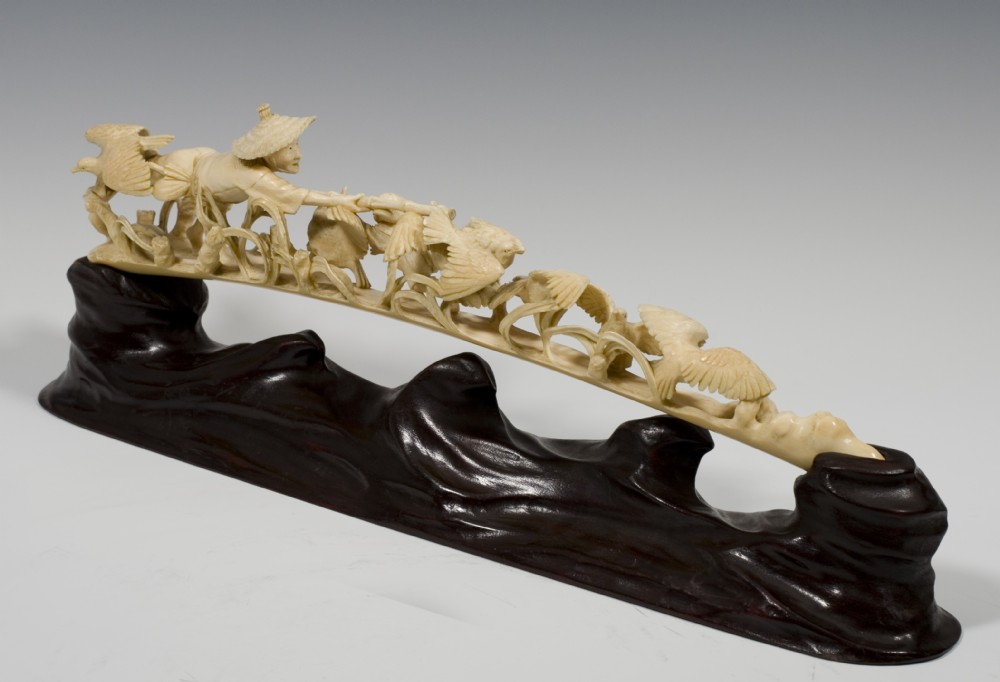 HUMEROUS JAPANESE IVORY OKIMONO BIRD CATCHERS SIGNED View V