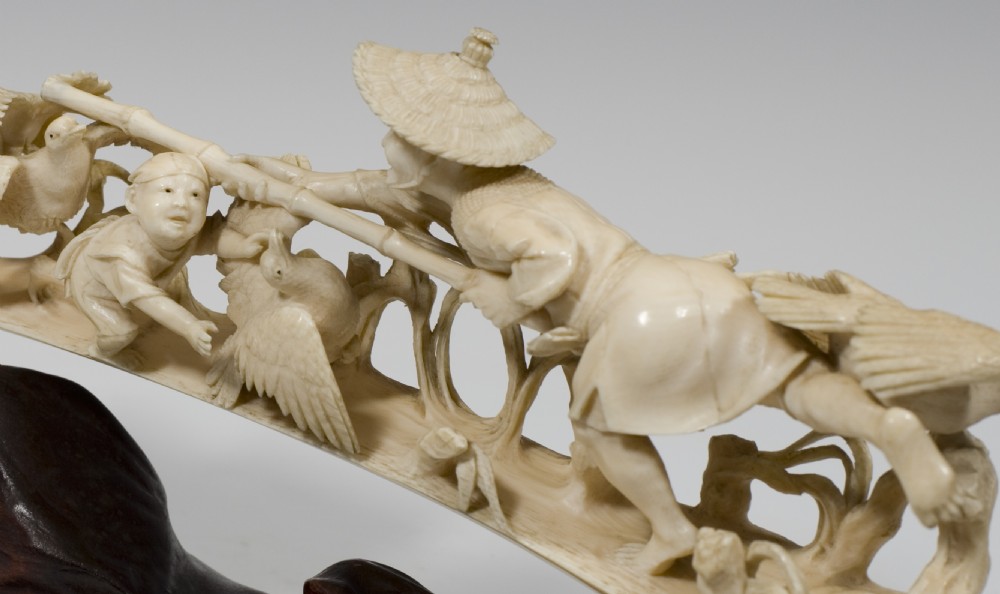 HUMEROUS JAPANESE IVORY OKIMONO BIRD CATCHERS SIGNED View IX