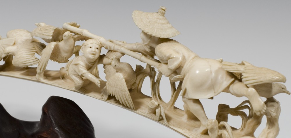 HUMEROUS JAPANESE IVORY OKIMONO BIRD CATCHERS SIGNED View X