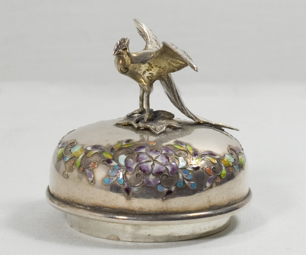 JAPANESE SILVER-ENAMEL & SHIBAYAMA DECORATED GOLD LACQUER KORO View X