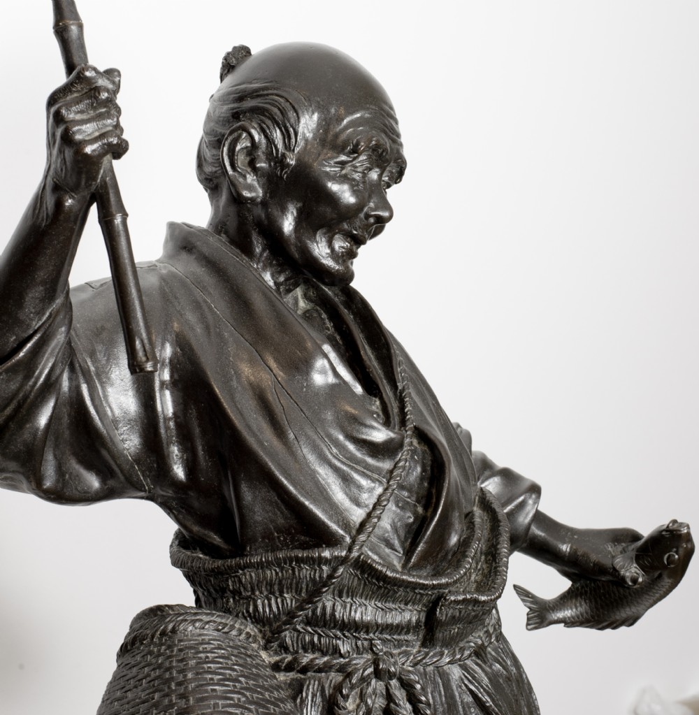 A LARGE TOKYO SCHOOL JAPANESE BRONZE OKIMONO FISHERMAN BY SEIYA View VIII