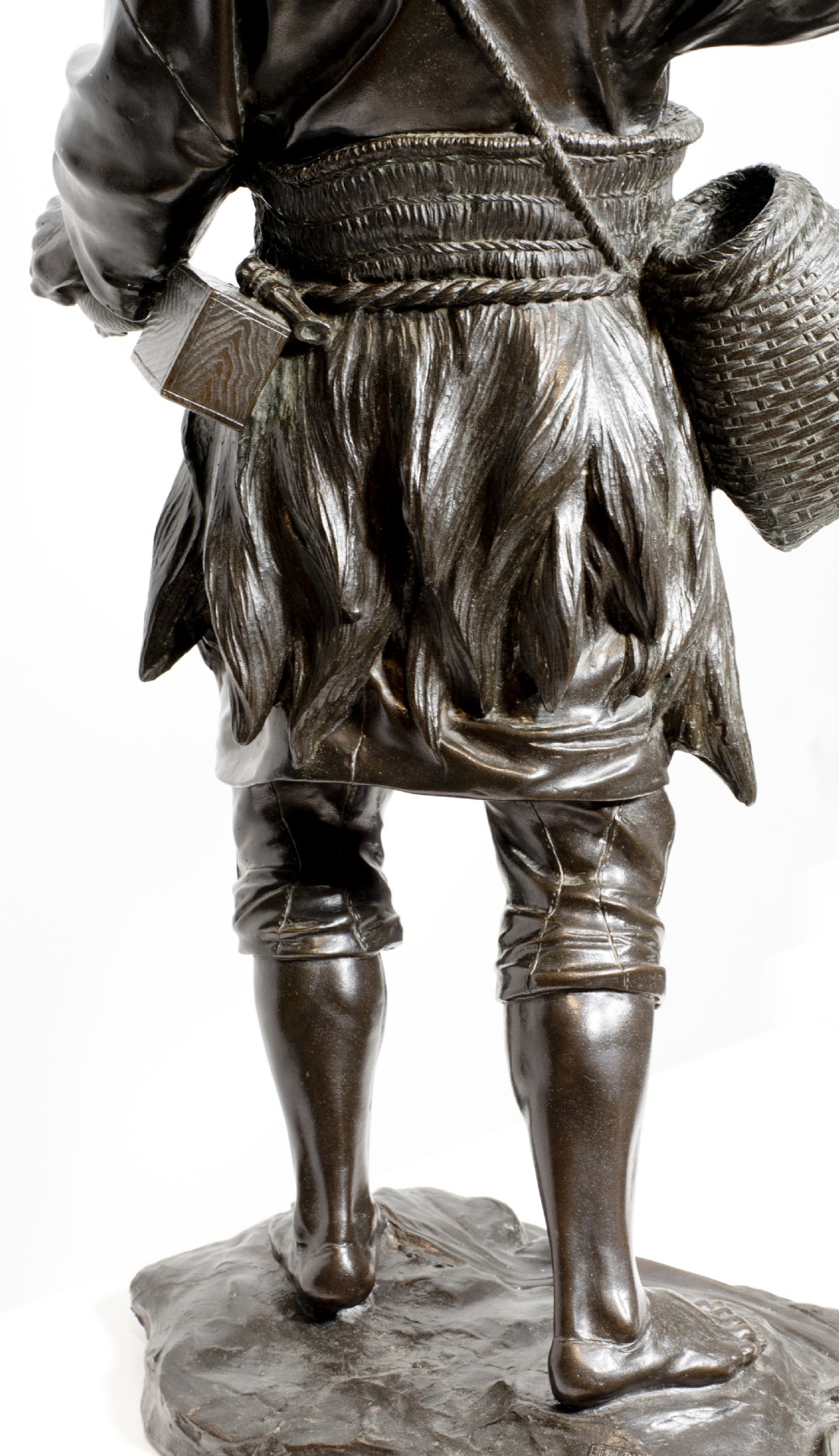 A LARGE TOKYO SCHOOL JAPANESE BRONZE OKIMONO FISHERMAN BY SEIYA View XIII