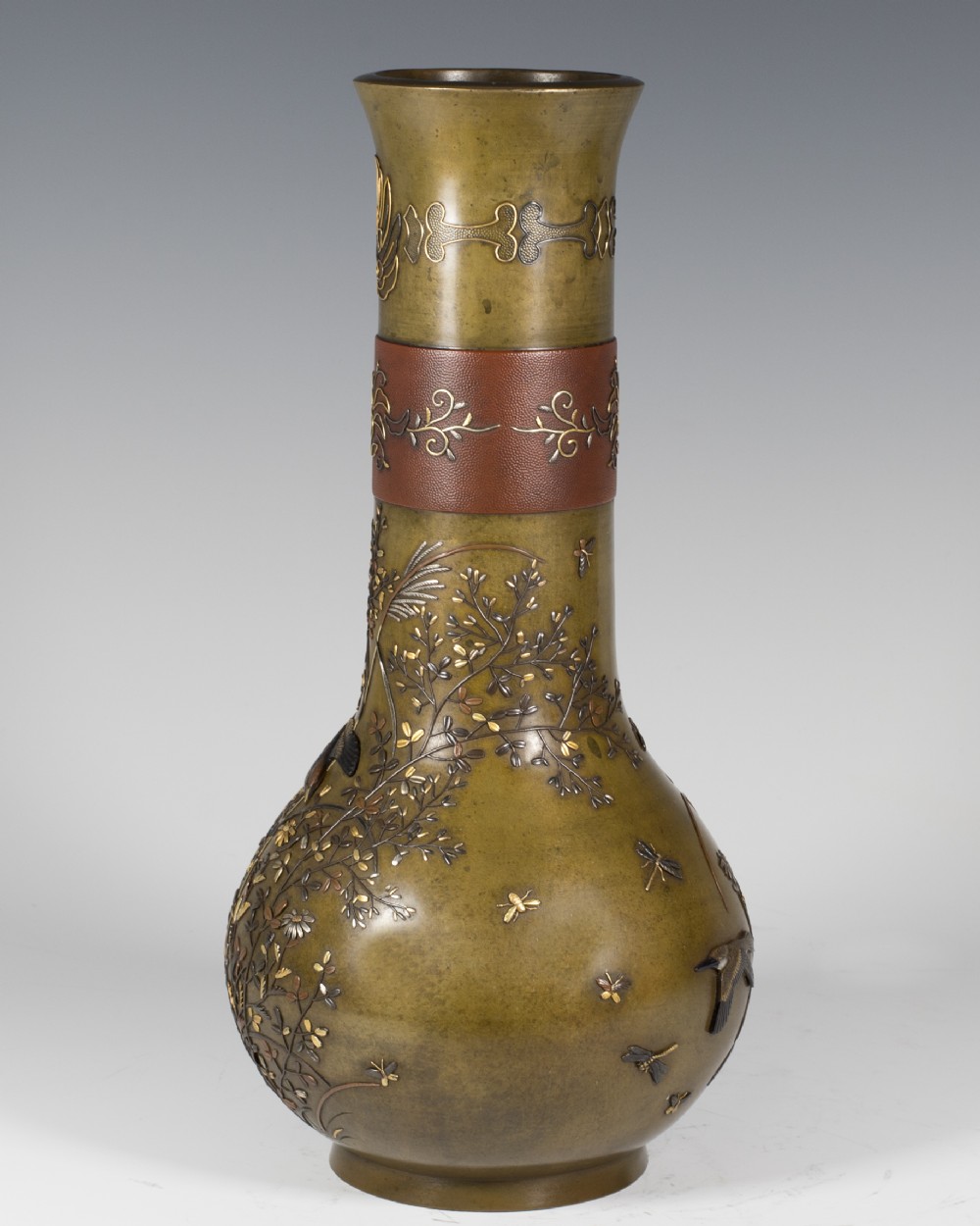 HIGHLY DECORATIVE JAPANESE ONLAID MIXED METAL VASE View V