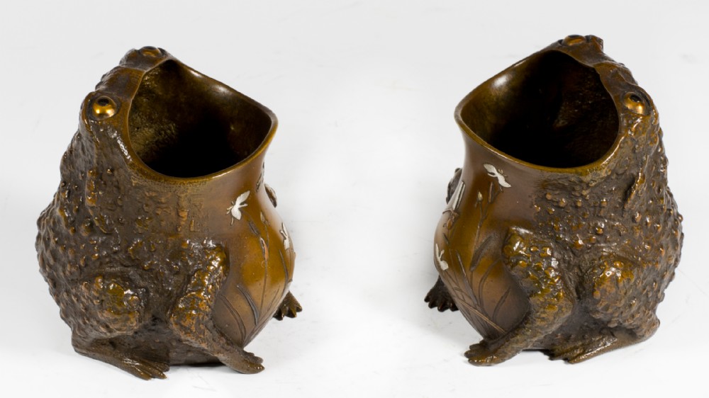 HUMEROUS PAIR OF JAPANESE MIXED METAL BRUSH POT TOADS BY NOGAWA View II