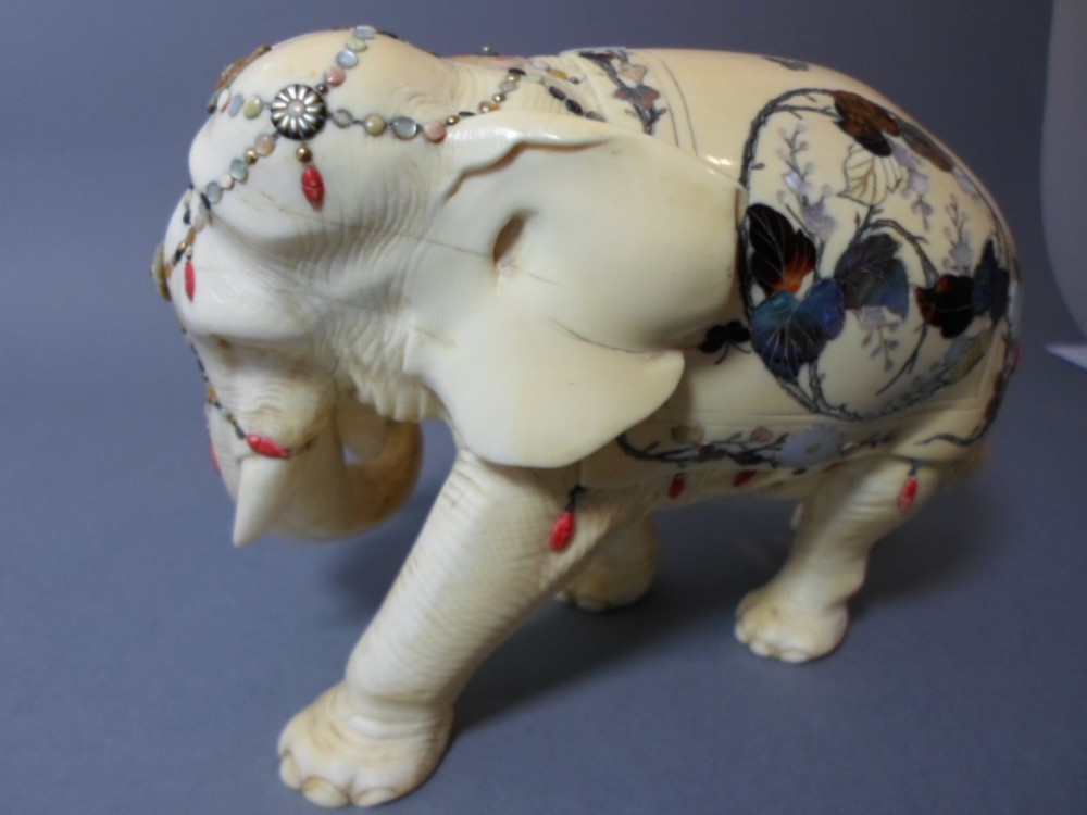 LARGE JAPANESE ONE PIECE IVORY AND SHIBAYAMA ELEPHANT View IX