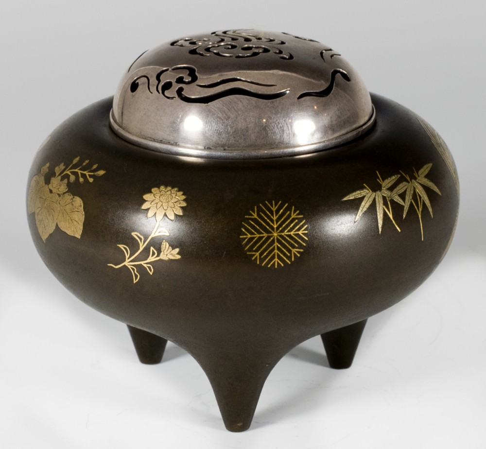JAPANESE SHIBUICHI GOLD INLAID KORO WITH SILVER LID View III