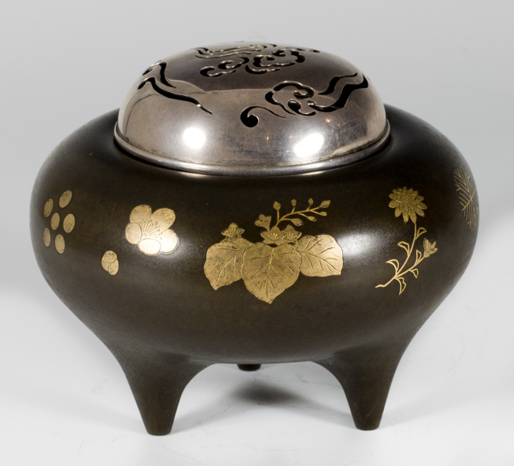 JAPANESE SHIBUICHI GOLD INLAID KORO WITH SILVER LID View IV