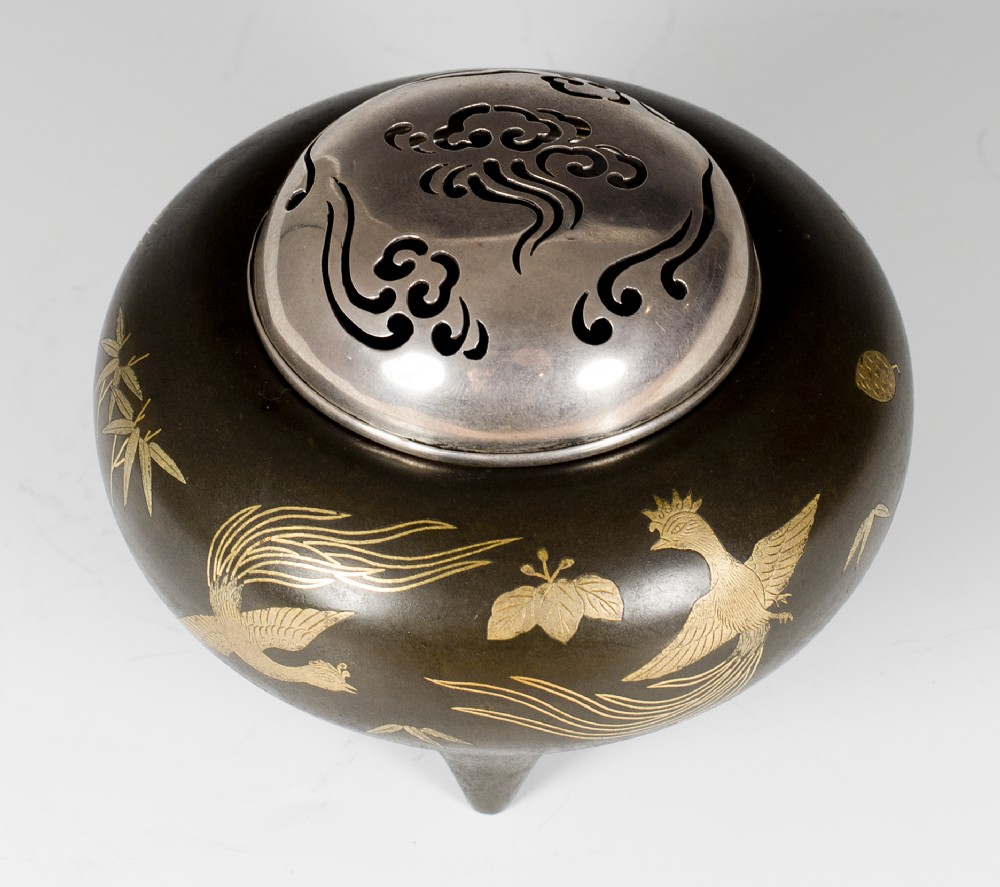 JAPANESE SHIBUICHI GOLD INLAID KORO WITH SILVER LID View VII