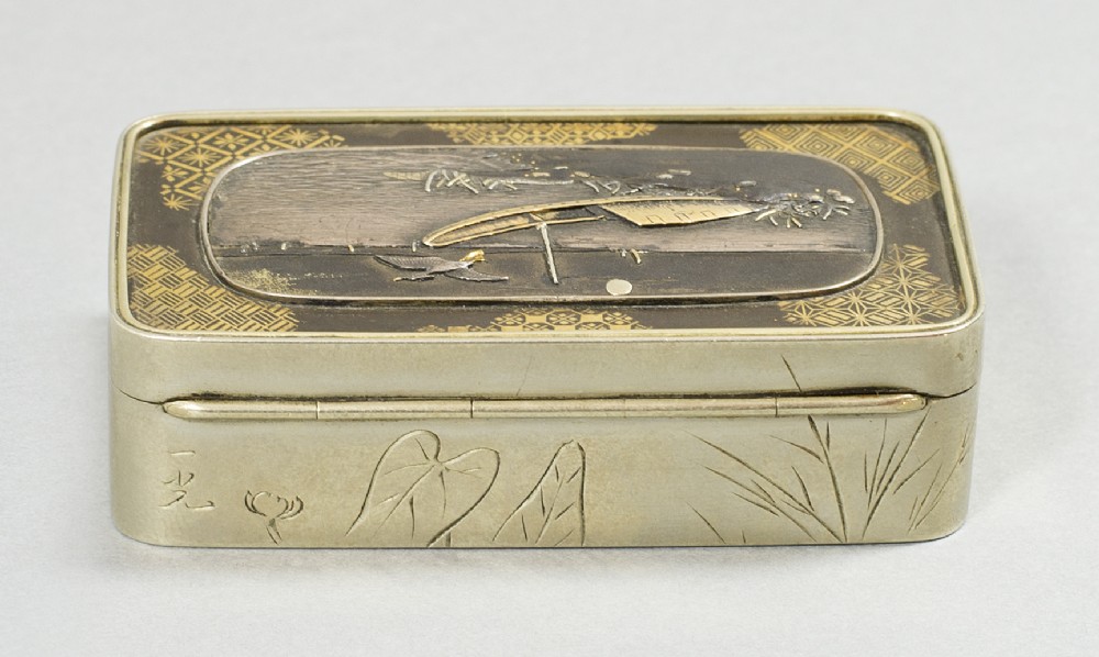 FINE JAPANESE IRON ONLAID KOMAI STYLE BOX BY