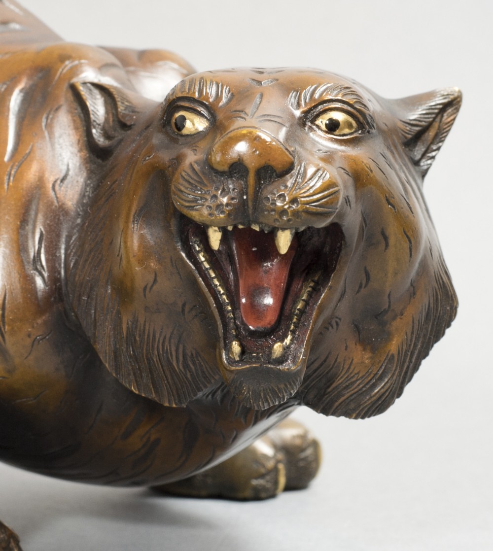 STYLISTIC JAPANESE BRONZE MIXED METAL TIGER BY TOSHIHARU View IX