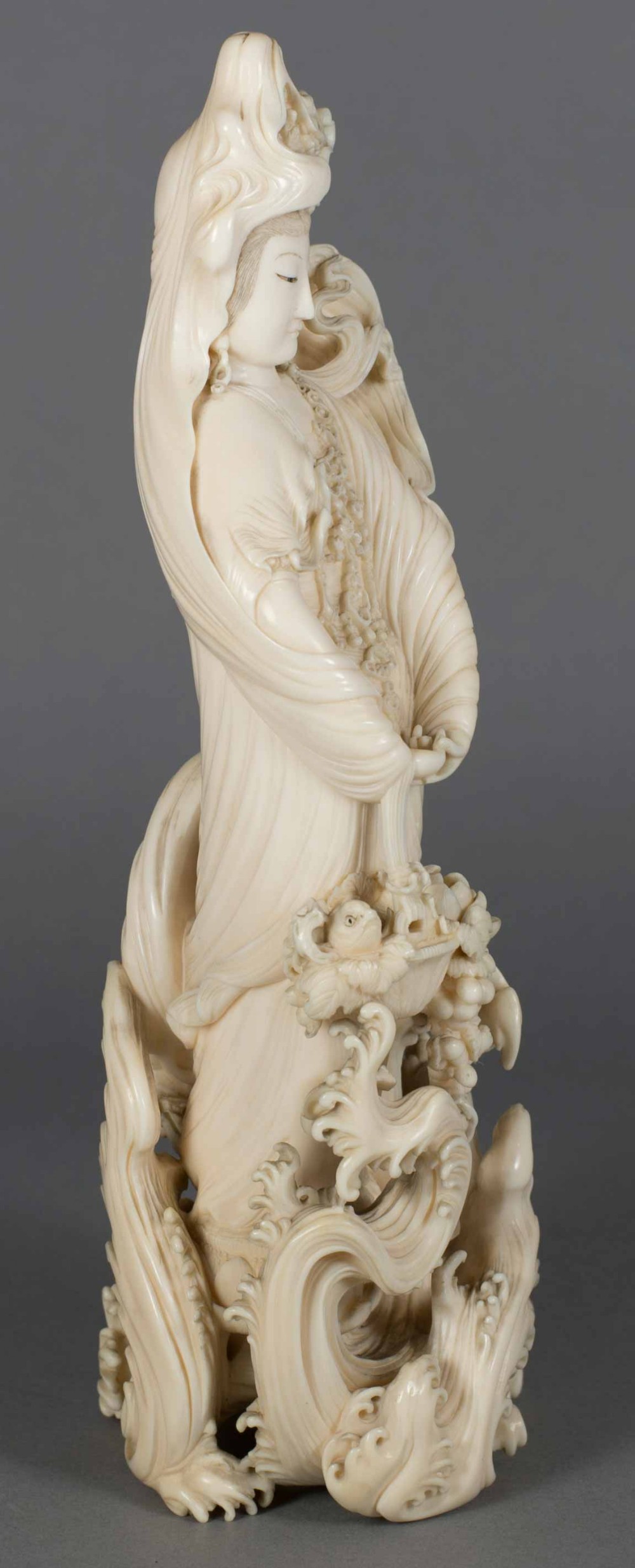 FINE QUALITY JAPANESE IVORY OKIMONO OF KANNON BODHISATTVA-LISTED TOKYO ARTIST View III