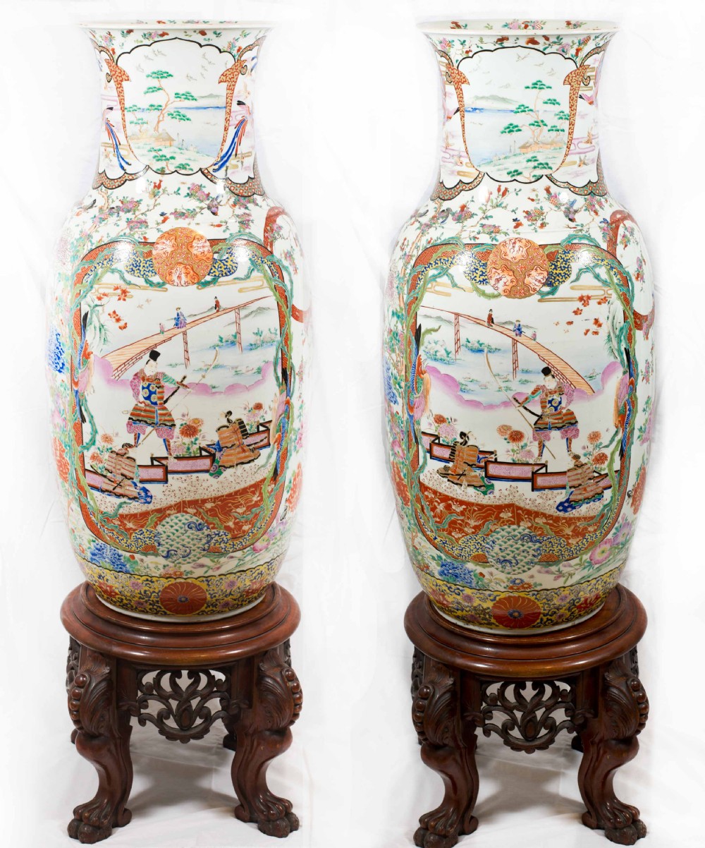 MONUMENTAL PAIR OF JAPANESE FUKAGAWA VASES ON STANDS View III