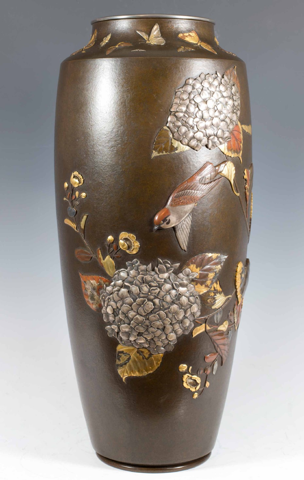 LARGE WORLD CLASS JAPANESE MIXED METAL VASE BY SUZUKI CHOKICHI (KAKA) View II
