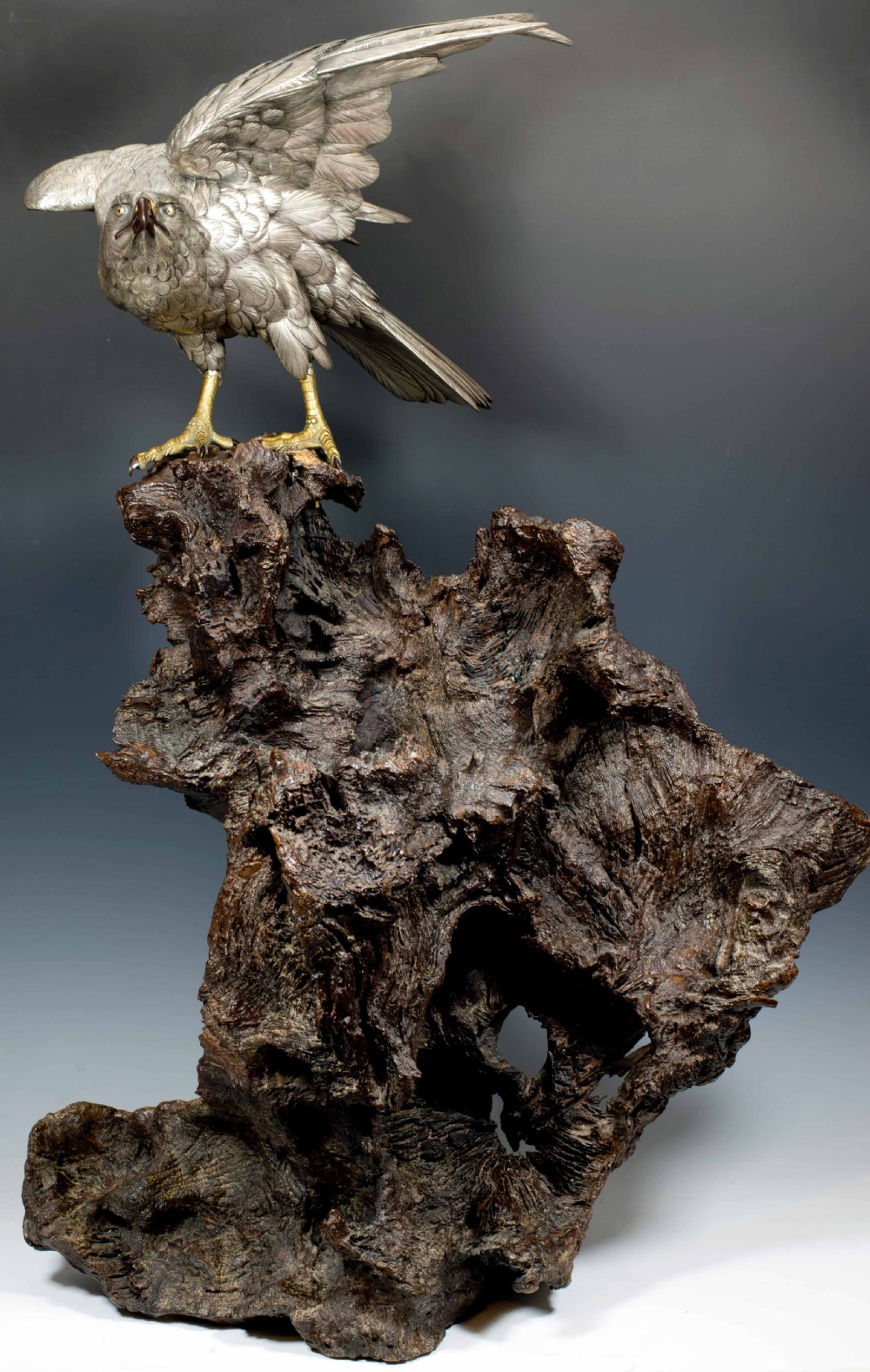 A SUPERB JAPANESE SILVERED BRONZE SEA EAGLE BY AKASOFU GYOKO View II