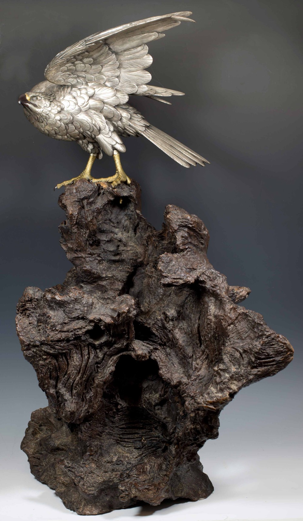 A SUPERB JAPANESE SILVERED BRONZE SEA EAGLE BY AKASOFU GYOKO View X