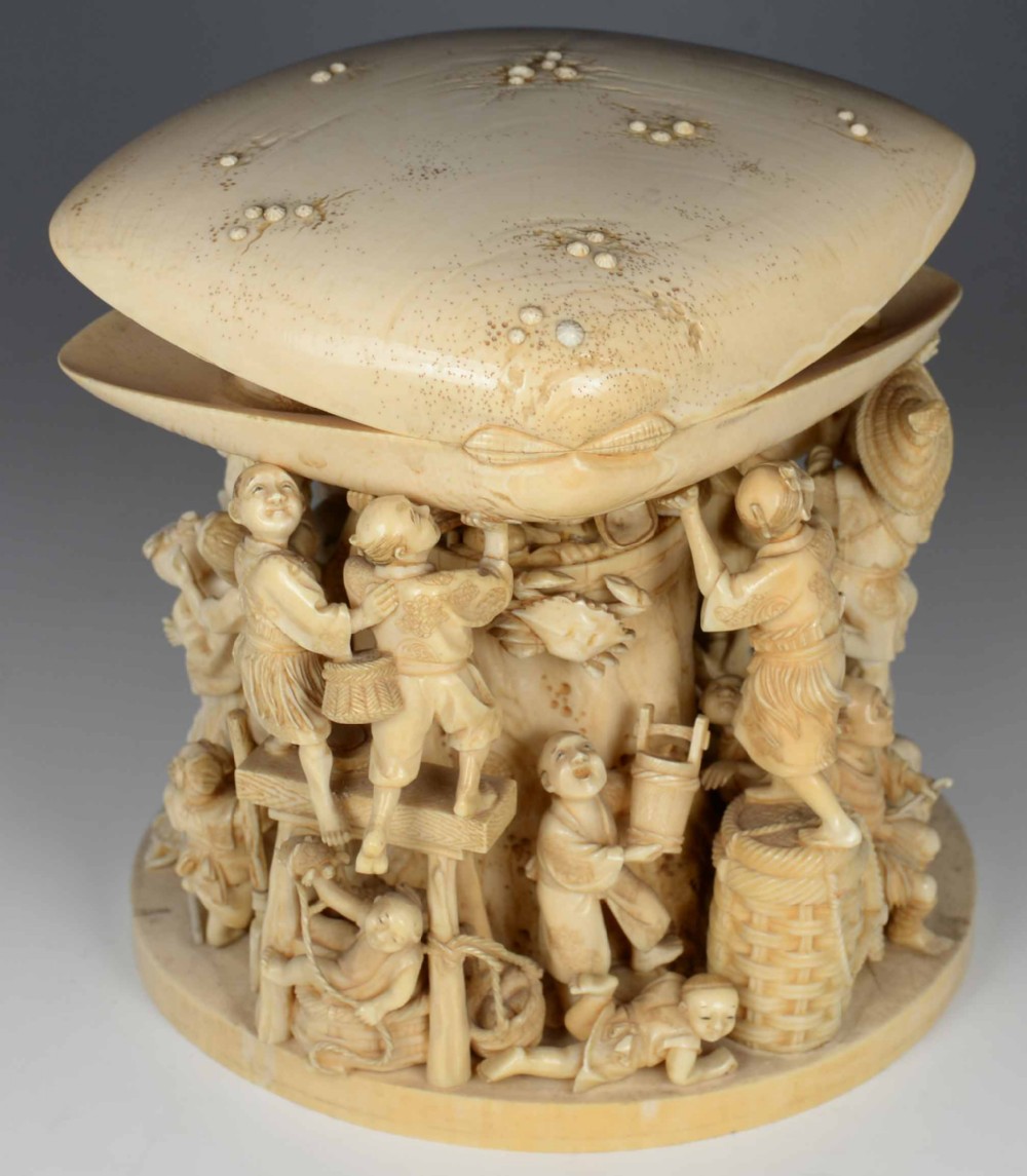 FABULOUS LARGE JAPANESE IVORY 