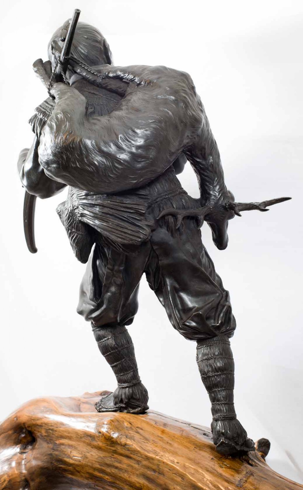 HUGE JAPANESE BRONZE OKIMONO- HUNTER ON A ROOTWOOD BASE View IX