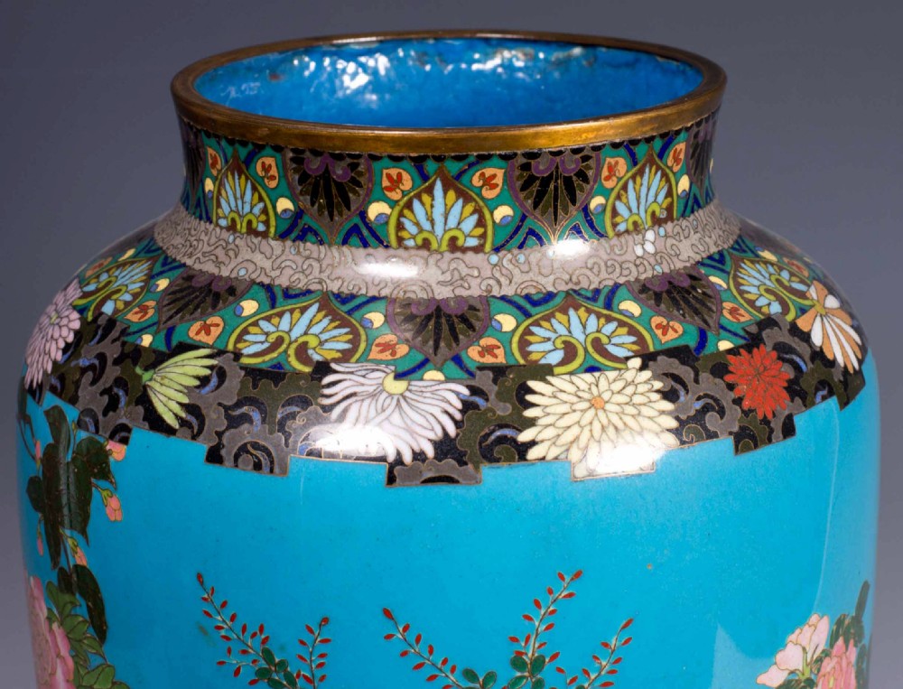 LARGE PAIR OF JAPANESE MEIJI PERIOD CLOISONNE VASES View VI
