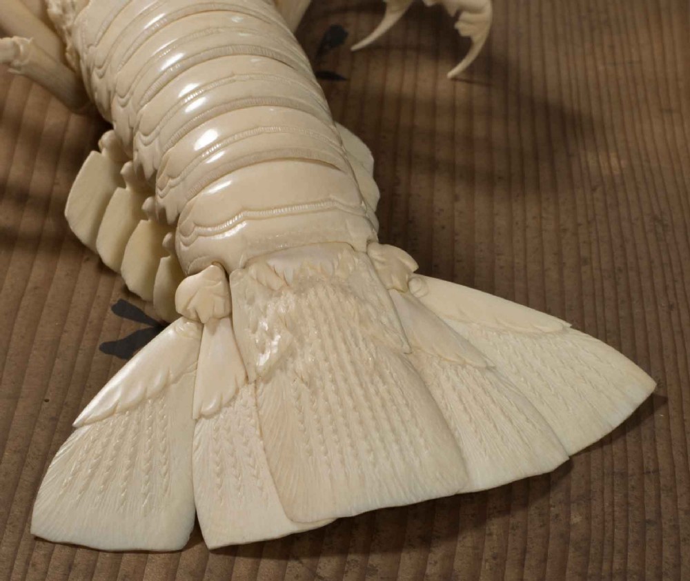 OUTSTANDING JAPANESE FULLY ARTICULATED IVORY LOBSTER OKIMONO-SAKURAI SOSAI View IV