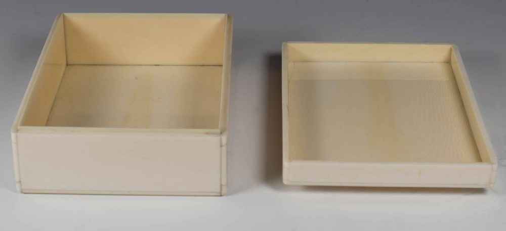 A FINELY CARVED JAPANESE IVORY LIDDED BOX BY KIYOCHIKA View VI