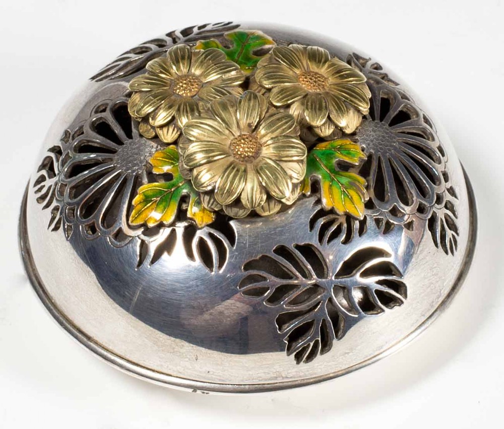 OUTSTANDING JAPANESE GOLD LACQUER & SHIBAYAMA KORO View XIV