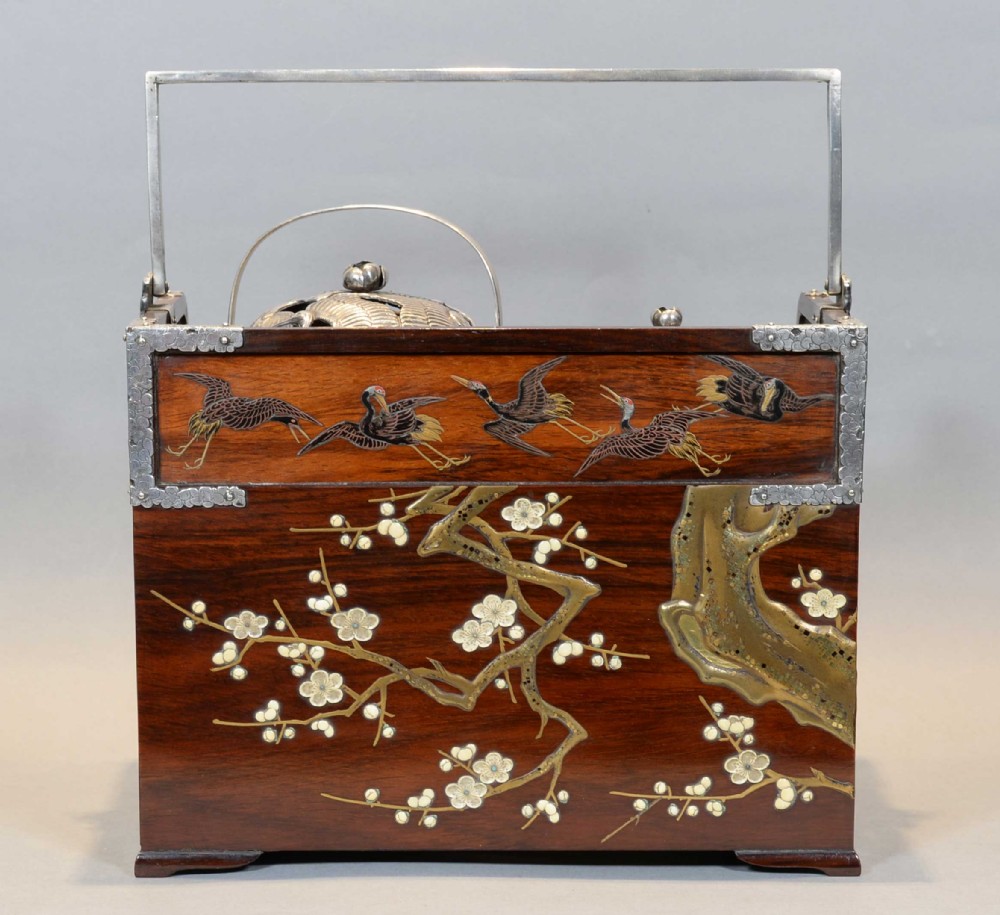 UNUSUAL JAPANESE SILVER MOUNTED SHIBAYAMA & LACQUER SMOKERS TOBACCO BOX View III