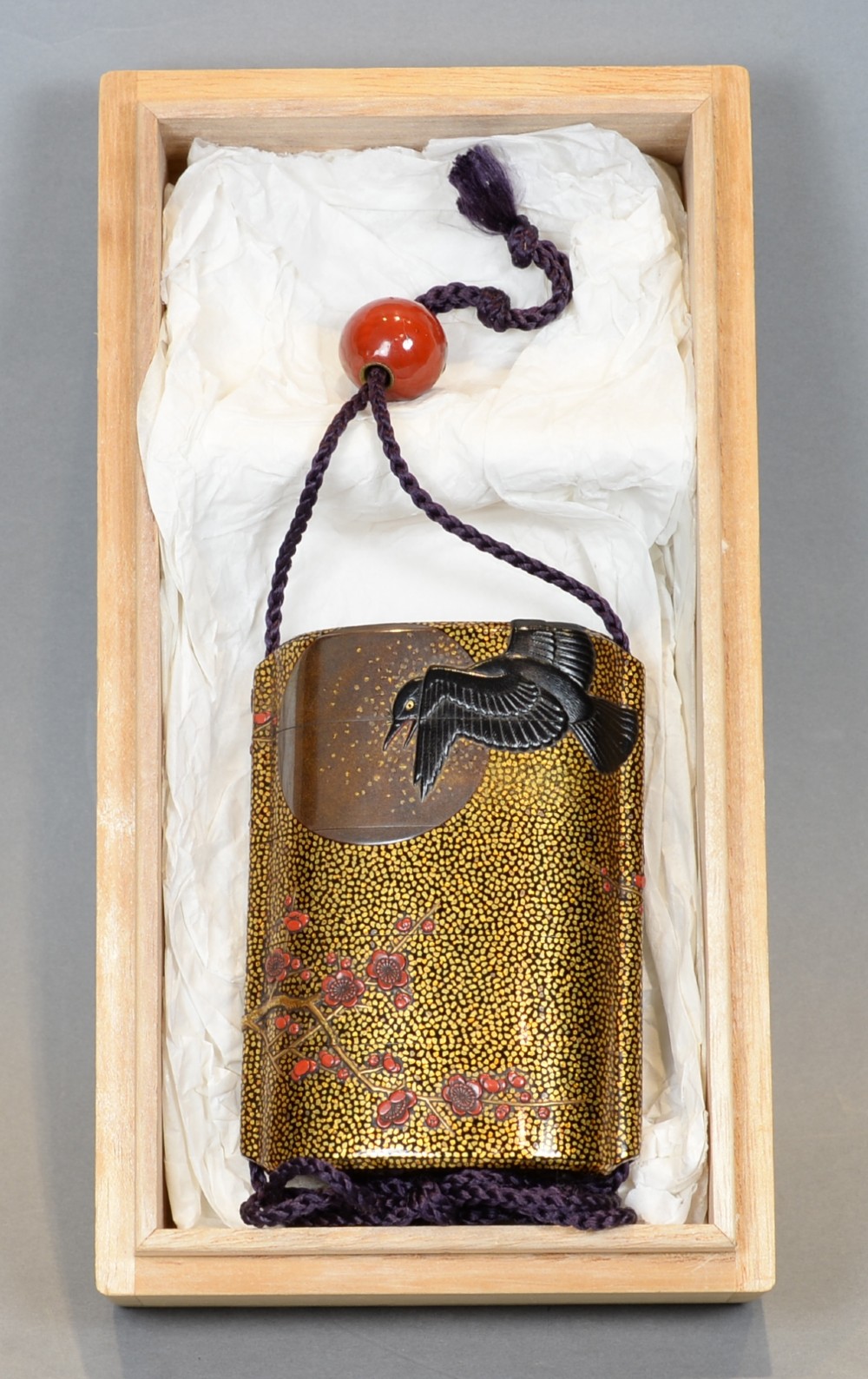 OUTSTANDING JAPANESE EDO PERIOD FOUR CASE LACQUER INRO - KAJIKAWA FAMILY View II