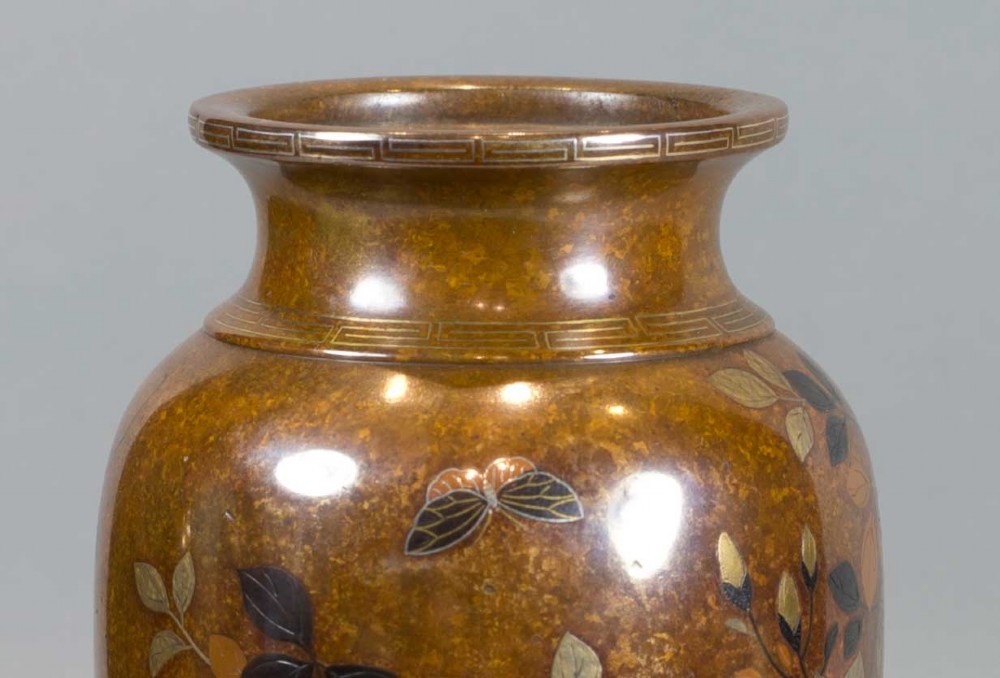 A DECORATIVE PAIR OF JAPANESE INLAID MIXED METAL VASES BY NOGAWA COMPANY View VIII