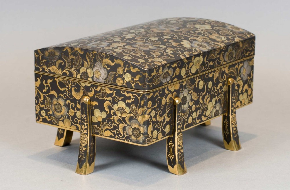JAPANESE KOMAI STYLE KARABITSU - LIDDED BOX View IV