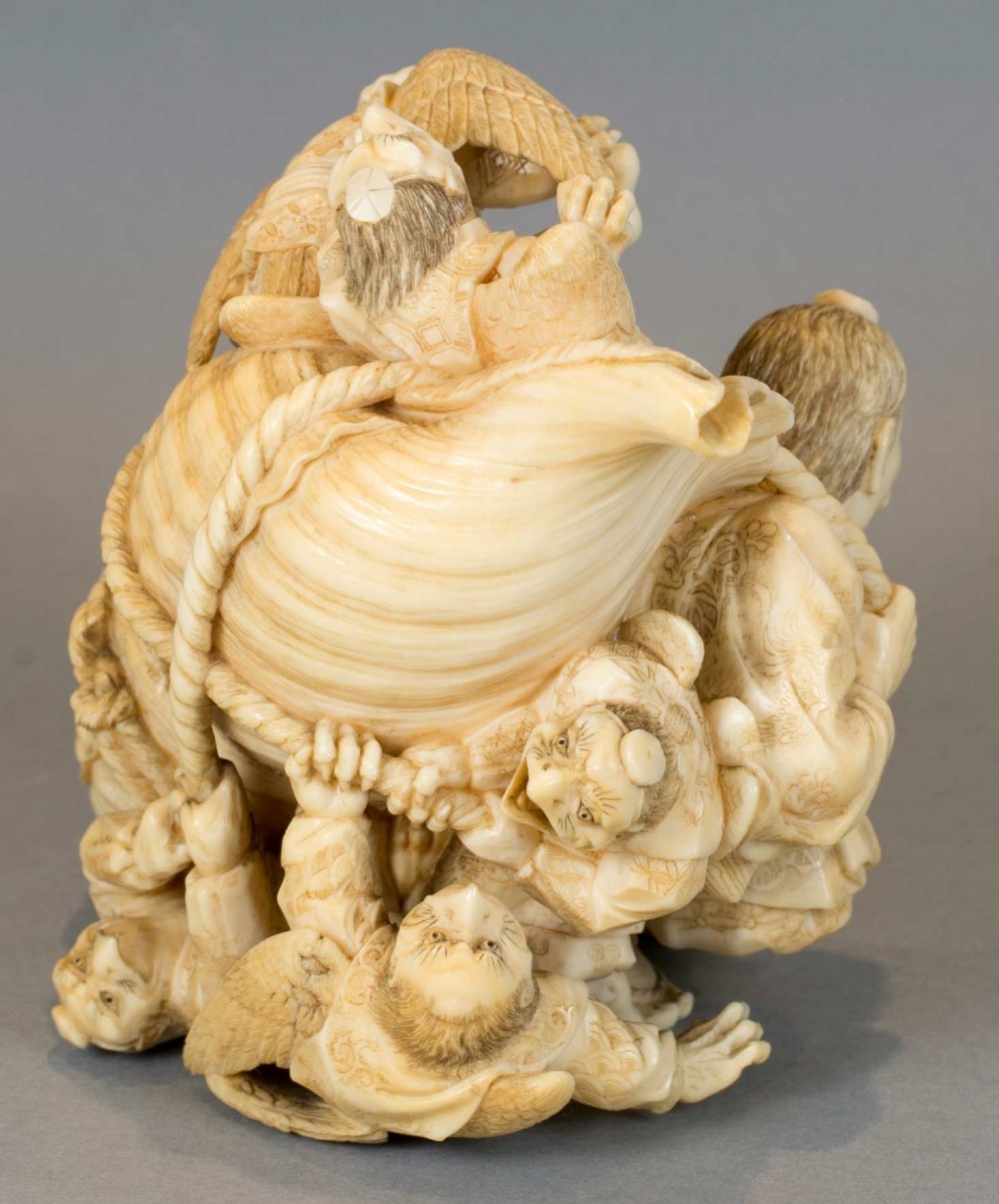 STUNNING JAPANESE IVORY SAMURAI OKIMONO BY THE MARUKI COMPANY View V