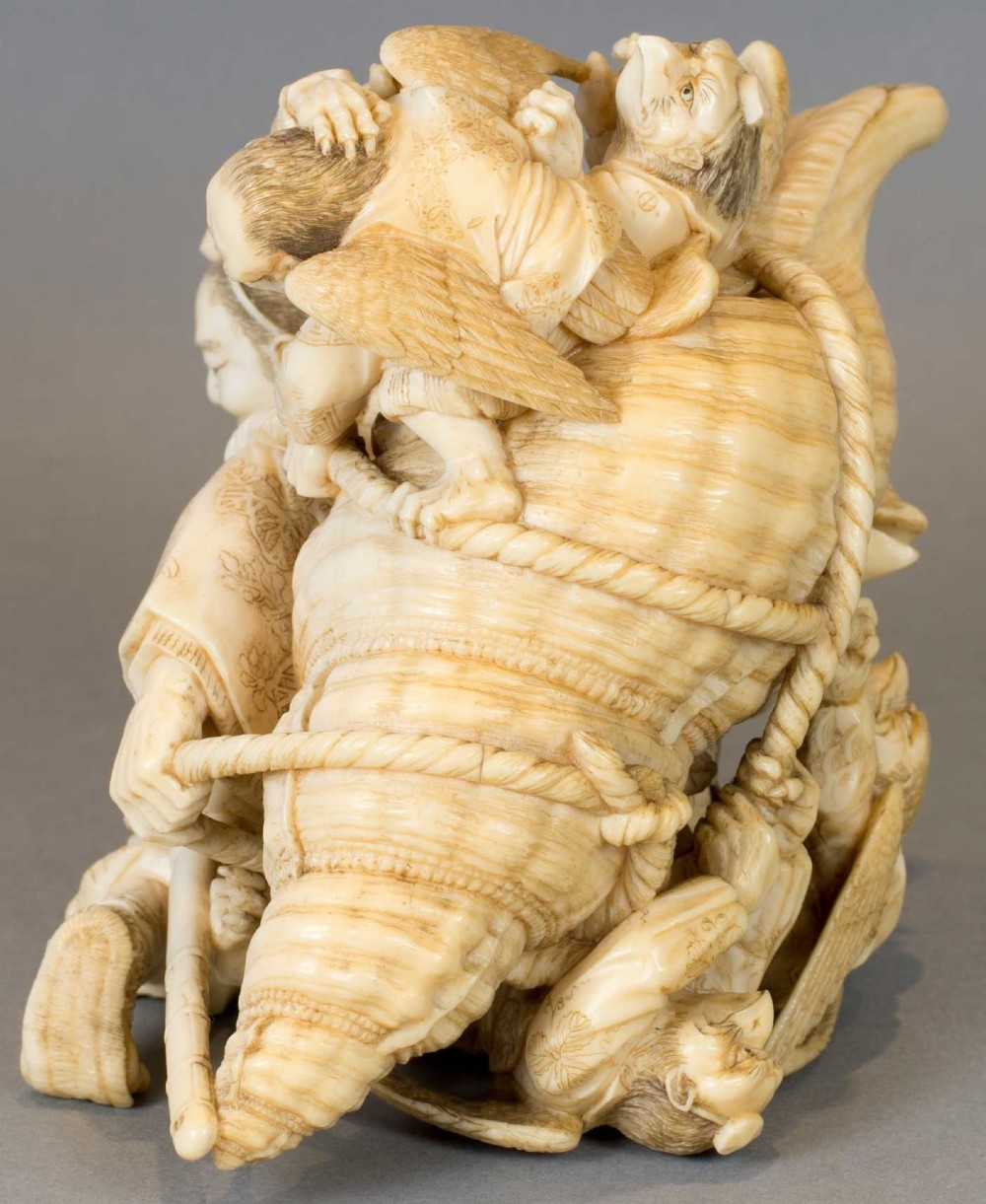 STUNNING JAPANESE IVORY SAMURAI OKIMONO BY THE MARUKI COMPANY View VII
