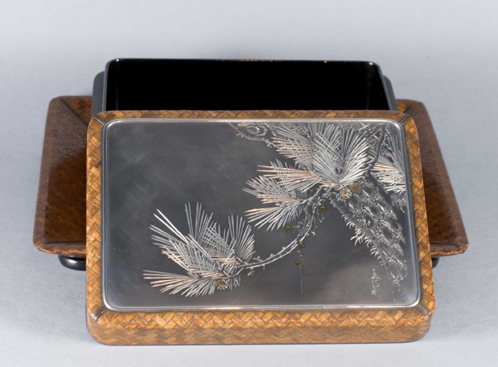 A JAPANESE SILVER MOUNTED AND BASKET WEAVE TRINKET BOX ON STAND View VI