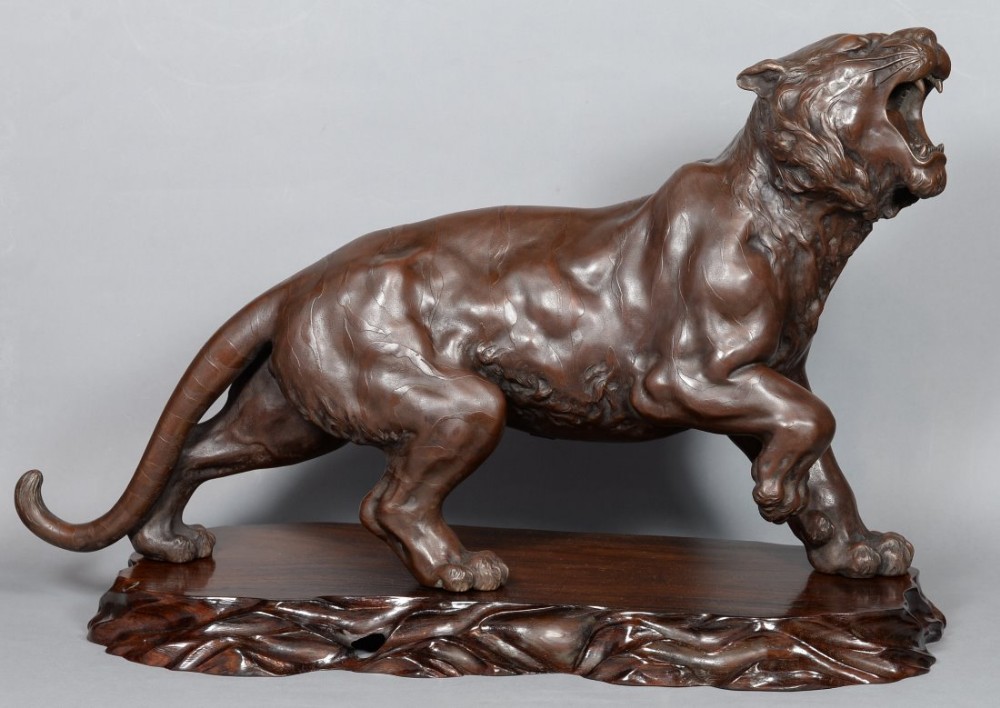 outstanding quality japanese bronze tiger on stand by the maruki company - CATEGORY: ANTIQUE SCULPTURES - DATED 1890